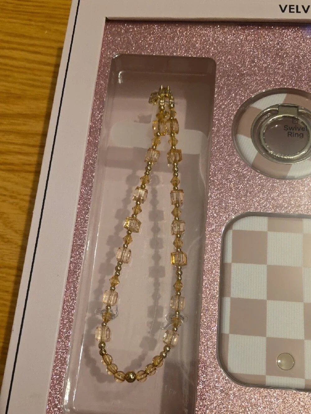 Velvet Caviar Beige & White Check Phone Accessories Set